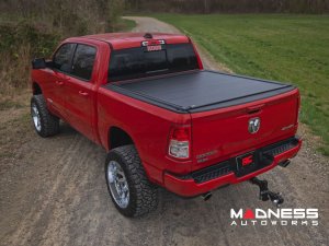 Dodge Ram Bed Cover - Powered Retractable - Rough Country - 5'7" Bed Dodge Ram Bed Cover - Powered Retractable - Rough Country - 5'7" Bed